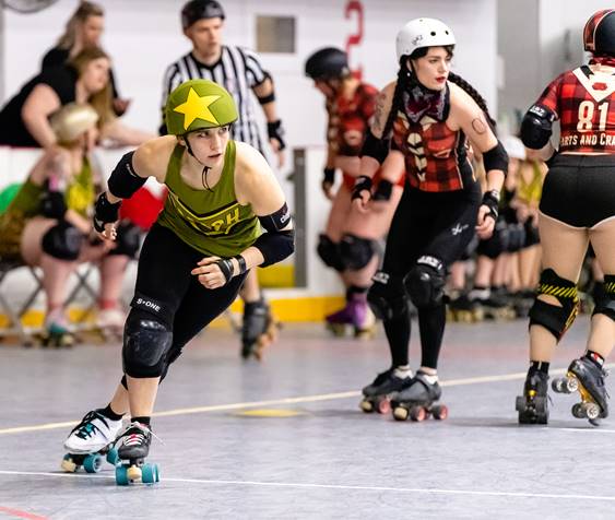 Annie_Swanson_Chaya_Derby_Pro_Team_team001.jpg