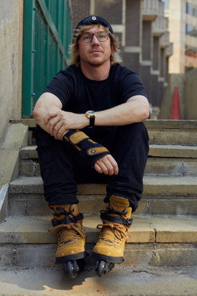 stairs6_small_487ace55-6331-4326-8b3f-aa3e1cb8ad41.jpg?v=1753179185